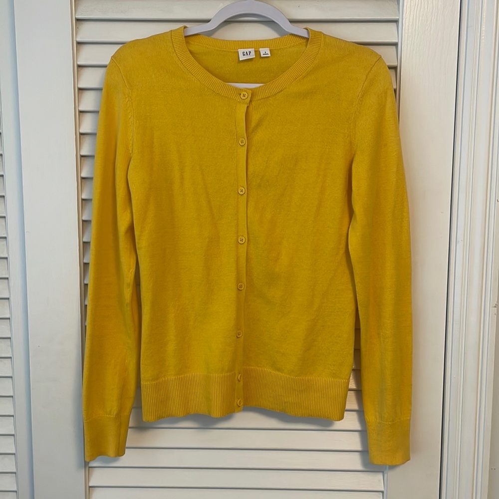 Women’s Button Down Cardigan